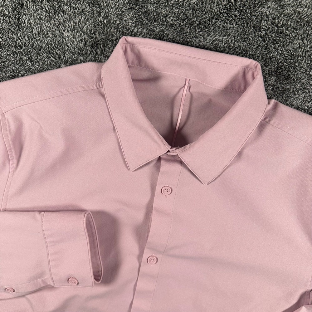 Lululemon Commission Shirt Mens M Pink Long Sleeve Button Down Solid Tech Preppy